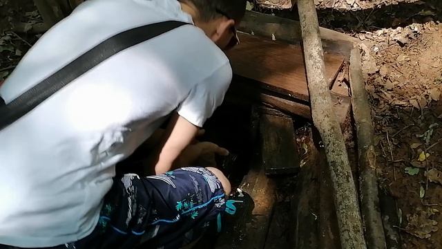 настоящий родник в ботаническом саду в Чебоксарах,пробуем на вкус. смотреть онлайн