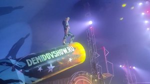 Цирк Демидовых. Человек-ядро