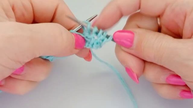 Ажурный узор спицами. 3 петли и 4 ряда. смотреть онлайн