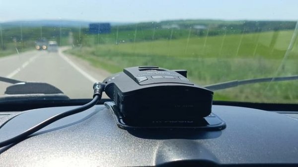 Обзор сигнатурного радар-детектора Detect Pro Wi-Fi от бренда Roadgid