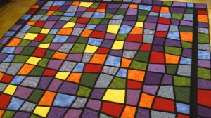 Витражная техника в лоскутном шитье: как создать «разбитые витражи» из ткани? ✨