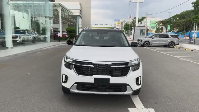 Kia Seltos 2025 обзор смотреть онлайн