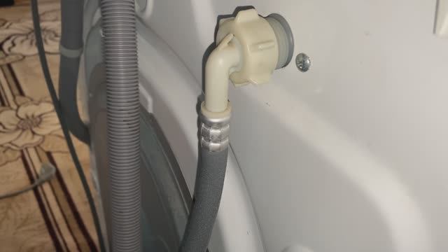 Как почистить входной фильтр подачи воды в стиральной машине смотреть онлайн