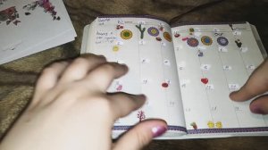 АСМР шепот на ушко ОФОРМЛЯЮ ЕЖЕДНЕВНИК 📒 + БОЛТАЛКА