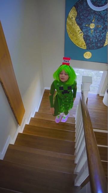 On vacation at grandpa's in the Minecraft World! #minecraft #grandpa #story смотреть онлайн