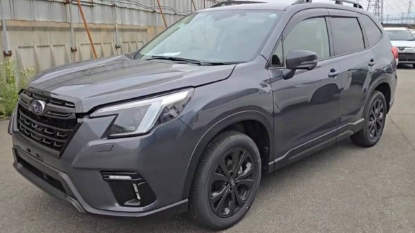 SUBARU FORESTER 2024 год