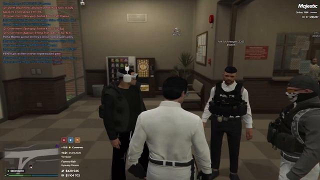 АДМИН ПУГАЕТ БАНОМ В ГТА 5 РП | КОНФЛИКТУЮ НА MAJESTIC RP