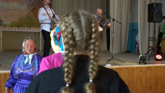 Народные наигрыши и марийский танец. На тальянке Эдик Камильянов. Видео Василия Хайбуллина смотреть онлайн