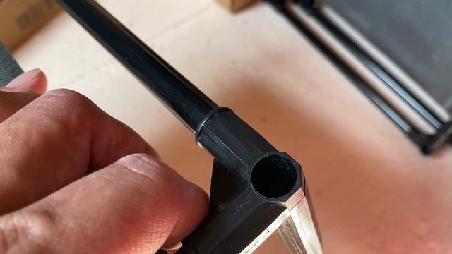 Странная полка с Озона