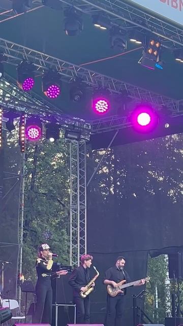 🎸 смотреть онлайн