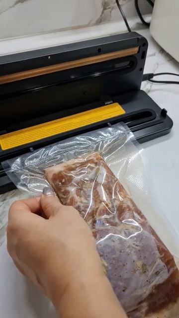 Запеченная грудинка по-домашнему