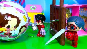 ЛЕДИ БАГ ПОЙМАЛА СВОЮ ПОДДЕЛКУ😱👀 ОНА похитила НОВУЮ куклу из самолета! #куклы #мультики Даринелка