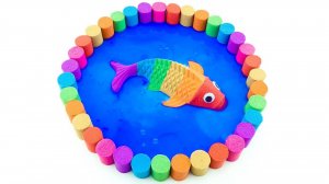 ЛЕПИМ ЦВЕТНУЮ РЫБКУ ИЗ КИНЕТИЧЕСКОГО ПЕСКА ДЛЯ ДЕТЕЙ КАНАЛ ДЛЯ ДЕТЕЙ ИГРАЛКИ-ЗАЛИПАЛКИ