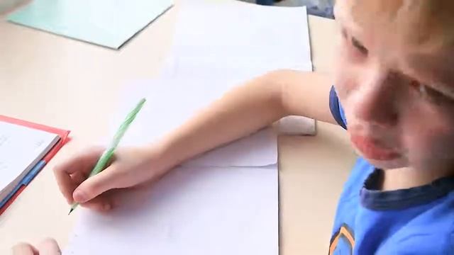 Детская задача про телевизоры Делаем домашнее задани?