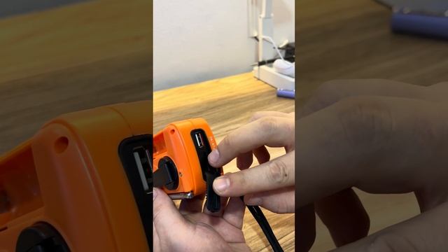 Обзор FM приемника с солнечной панелью