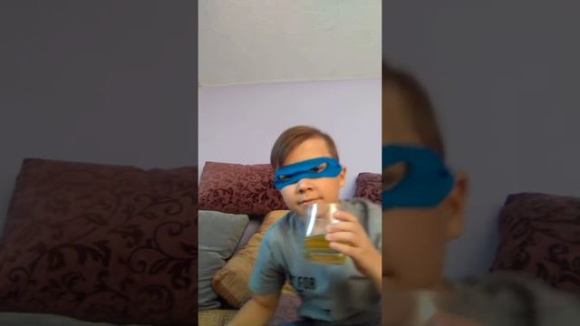 Новый рэпер Лео делает породили на Face (лицо фейс) без м?