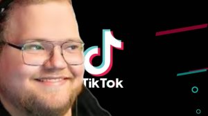 Т2х2 СМОТРИТ ТИК ТОКИ ОТ ПОДПИСЧИКОВ!