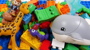 ГОРКА ИЗ КОНСТРУКТОРА С ШАРИКАМИ ДЛЯ ДЕТЕЙ ВИДЕО ДЛЯ ДЕТЕЙ КАНАЛ ДЛЯ ДЕТЕЙ ИГРАЛКИ-ЗАЛИПАЛКИ