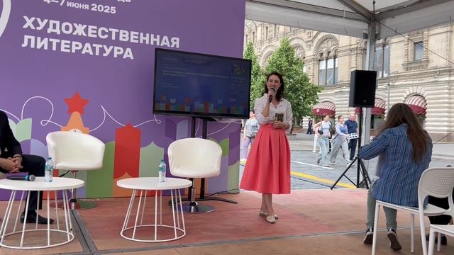 Натали Силаева "Поэт находится в неволе..." (Онегинская строфа, авторское). смотреть онлайн