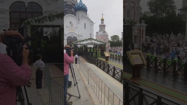 Русская Община приняла участие в Праздничном Патриаршьем богослужении смотреть онлайн