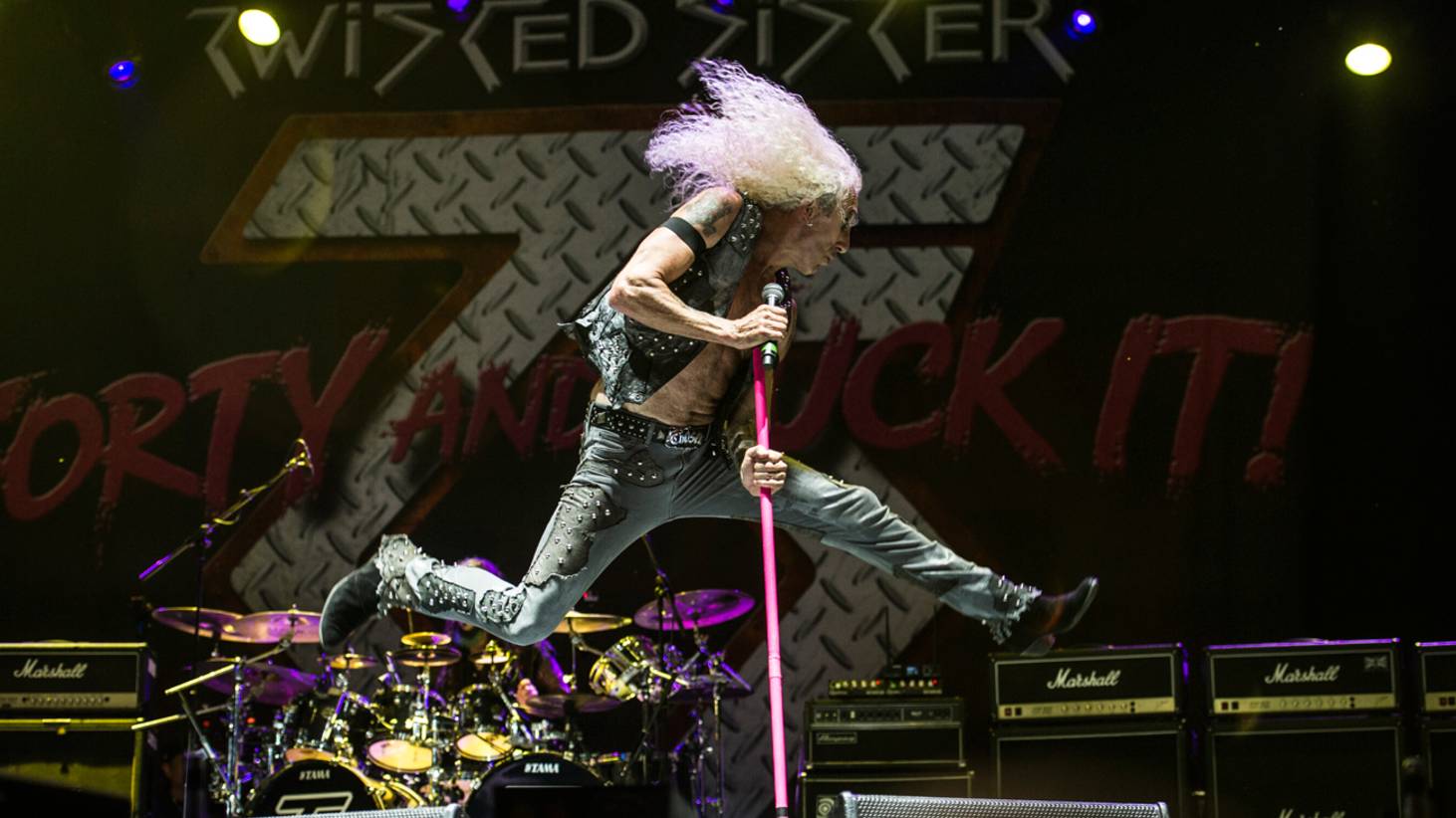 Twisted Sister - Full Set Performance LIVE at Bloodstock 2016 смотреть онлайн