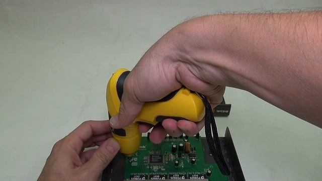 Что внутри? - D-Link DES-1008D смотреть онлайн