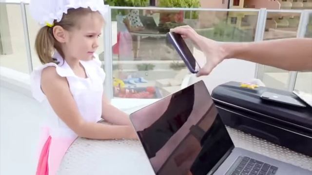 Белый черный телефон так снимать смотреть онлайн