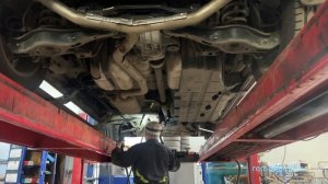 GAC GS8, трубки заднего кондиционера меняем на шланги. Гарантируем холод в день приезда!