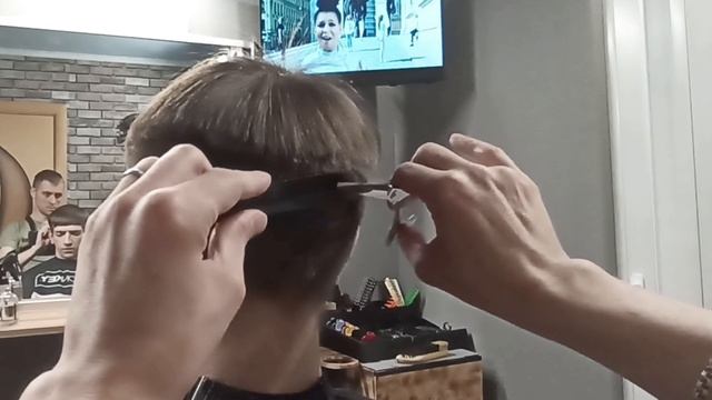 Мужская стрижка на тонкие волосы, машинкой Wahl