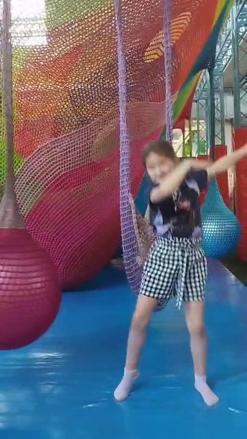 1000004374.mp4 смотреть онлайн