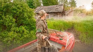 СПРЯТАЛСЯ ОТ ДОЖДЯ В ИЗБЕ А ТАМ. ЧТО Я УВИДЕЛ В СТАРОЙ ИЗБЕ? СТАРАЯ ИЗБУШКА НА РЕКЕ. РЫБАЦКАЯ ИЗБА