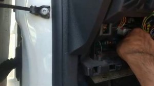 Как обычная магнитола может разрядить аккумулятор на
