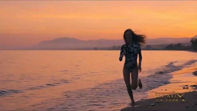 Maxx Play - I Wanna Feel