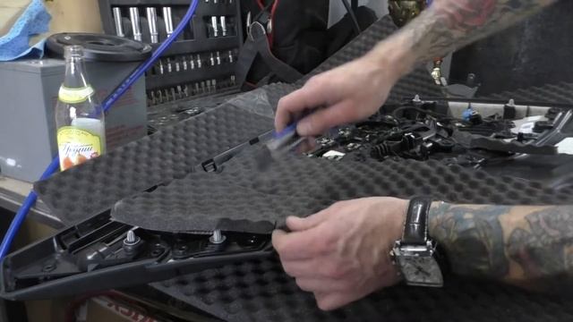 Модернизация аудиосистемы Mercedes-Benz C-class (промо) смотреть онлайн