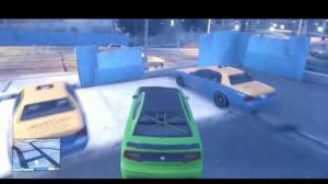 Как стать таксистом и работать на нём в гта 5!