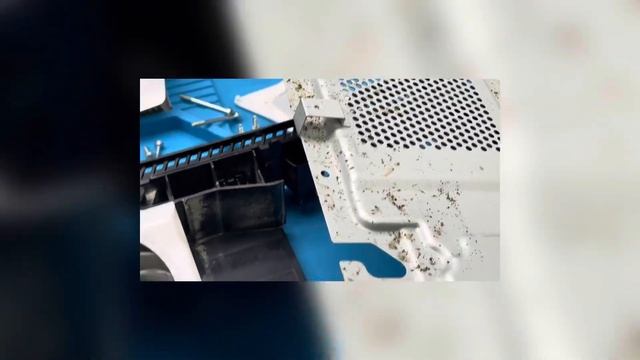 PlayStation 4 Pro новая в хлам.