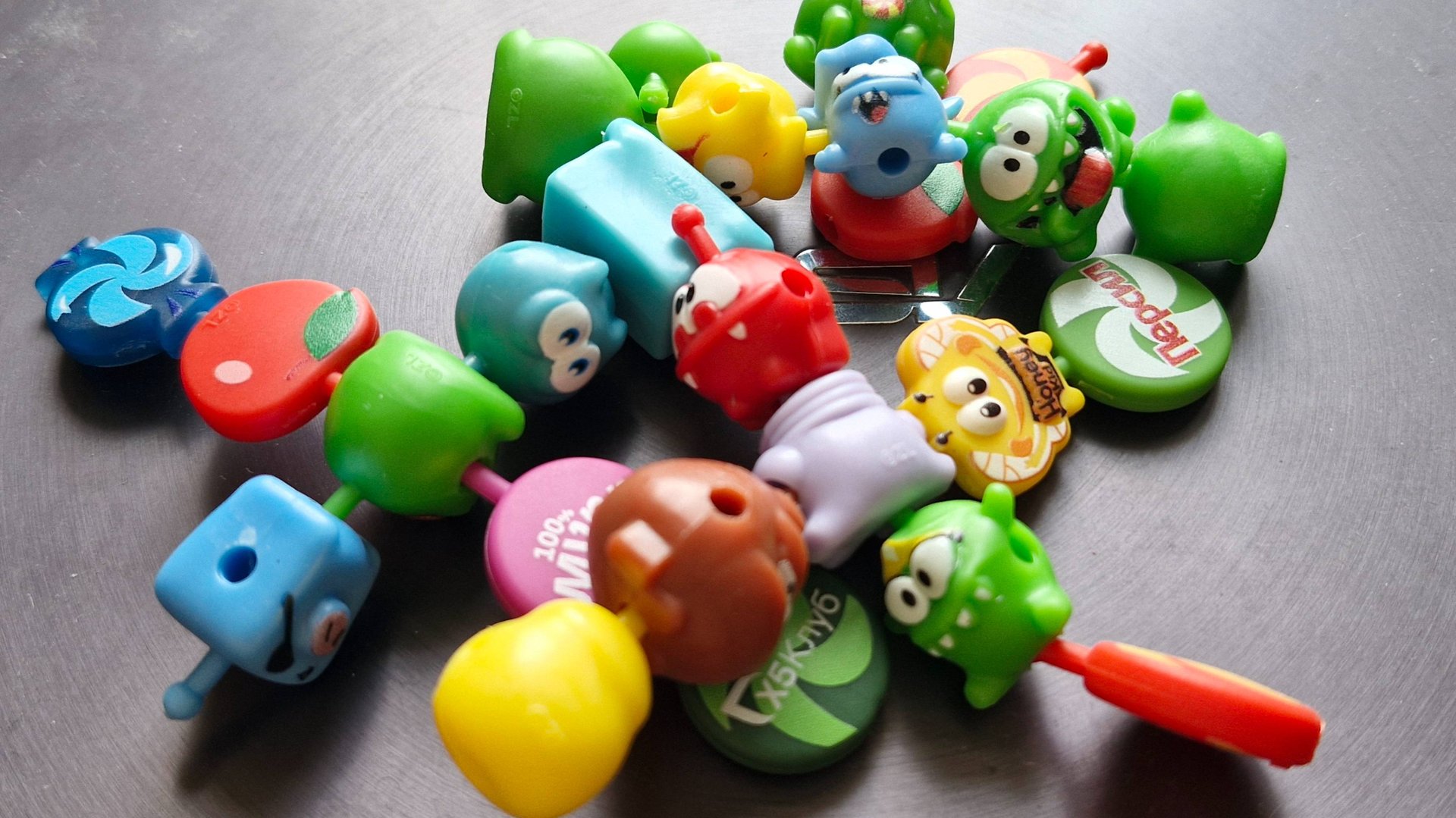 Распаковка ам-нямов смотреть онлайн