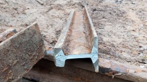 как сломать рельсу?