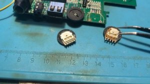REAL-EL X730 Bluetooth speaker не заряжаеться