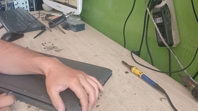 Как заменить Wi-Fi модуль в ноутбуке?