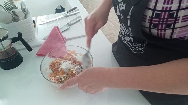 Рубленые куриные котлетки 🧆 смотреть онлайн