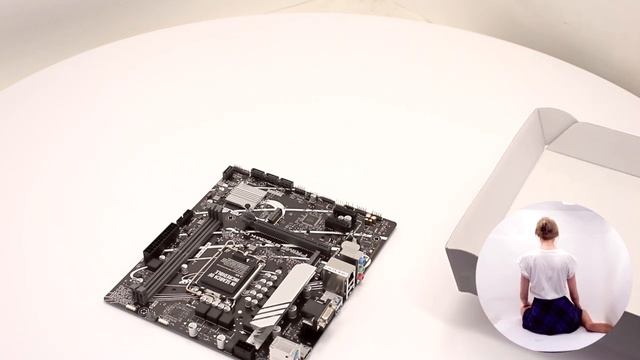 НИКС Компьютерный Супермаркет: видео про Материнская