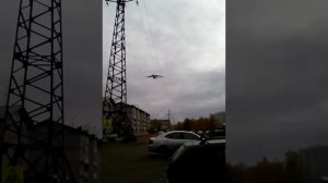 Самолет пролетел очень низко над городом