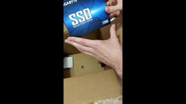 Распаковка Gigabyte SSD 120GB из Rozetka
