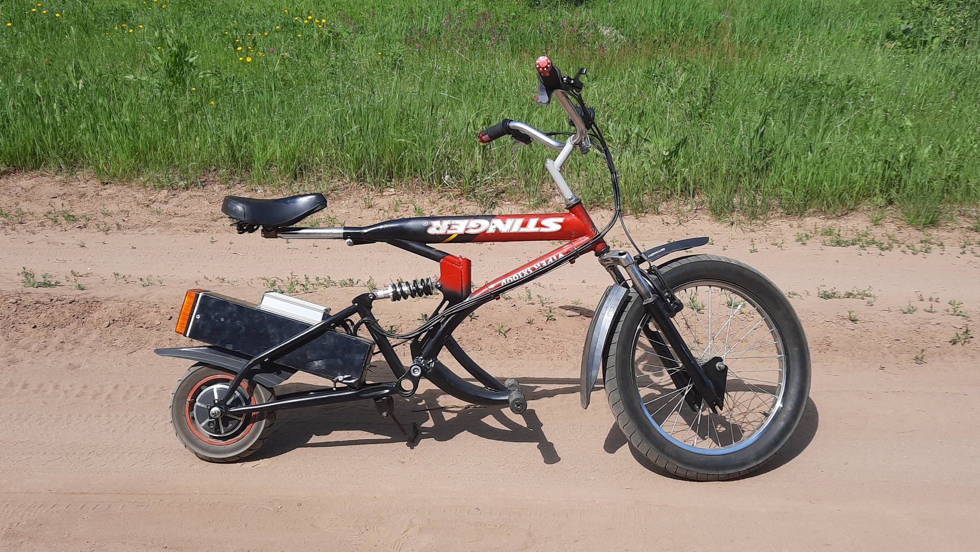 Самодельный электро - мопед, катаюсь в лесу. смотреть онлайн