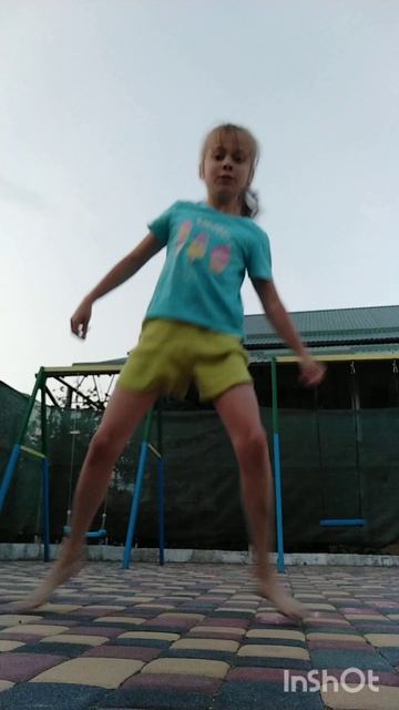 танец (клип Кира) смотреть онлайн