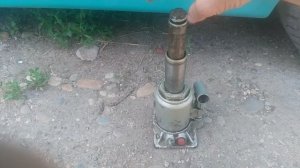 Домкрат гидравлический 4т