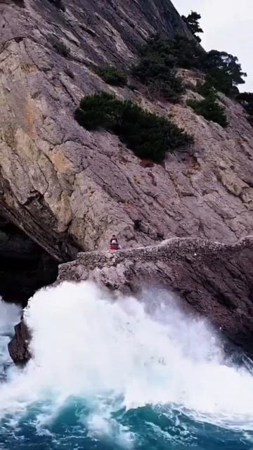 Шторм в Крыму смотреть онлайн