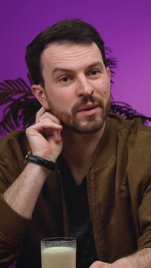 Можете угадать что это? Иностранцы в шоке 🤢 Смотрите новый выпуск на канале Skyeng!