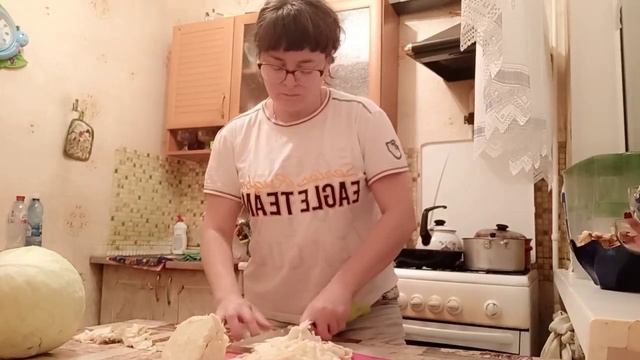 Тушёная капуста 🥬 с курицей и картофельное пюре//Жизнь в Омске